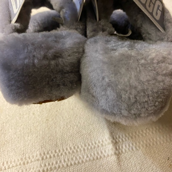 UGG classic slippers oh yeah! Grey size 5.5 - Picture 13 of 16